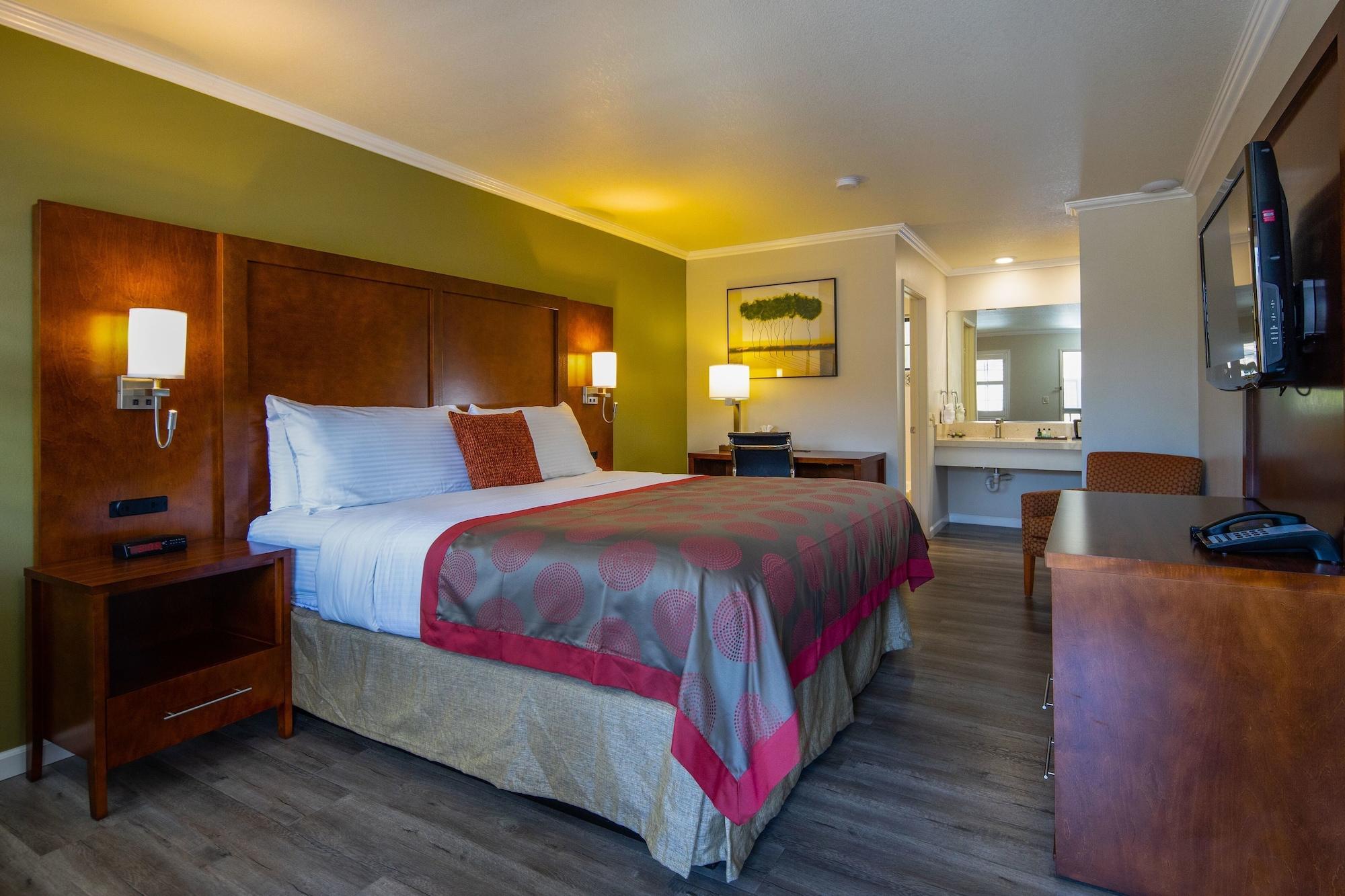Ramada by Wyndham Mountain View Hotel Bagian luar foto